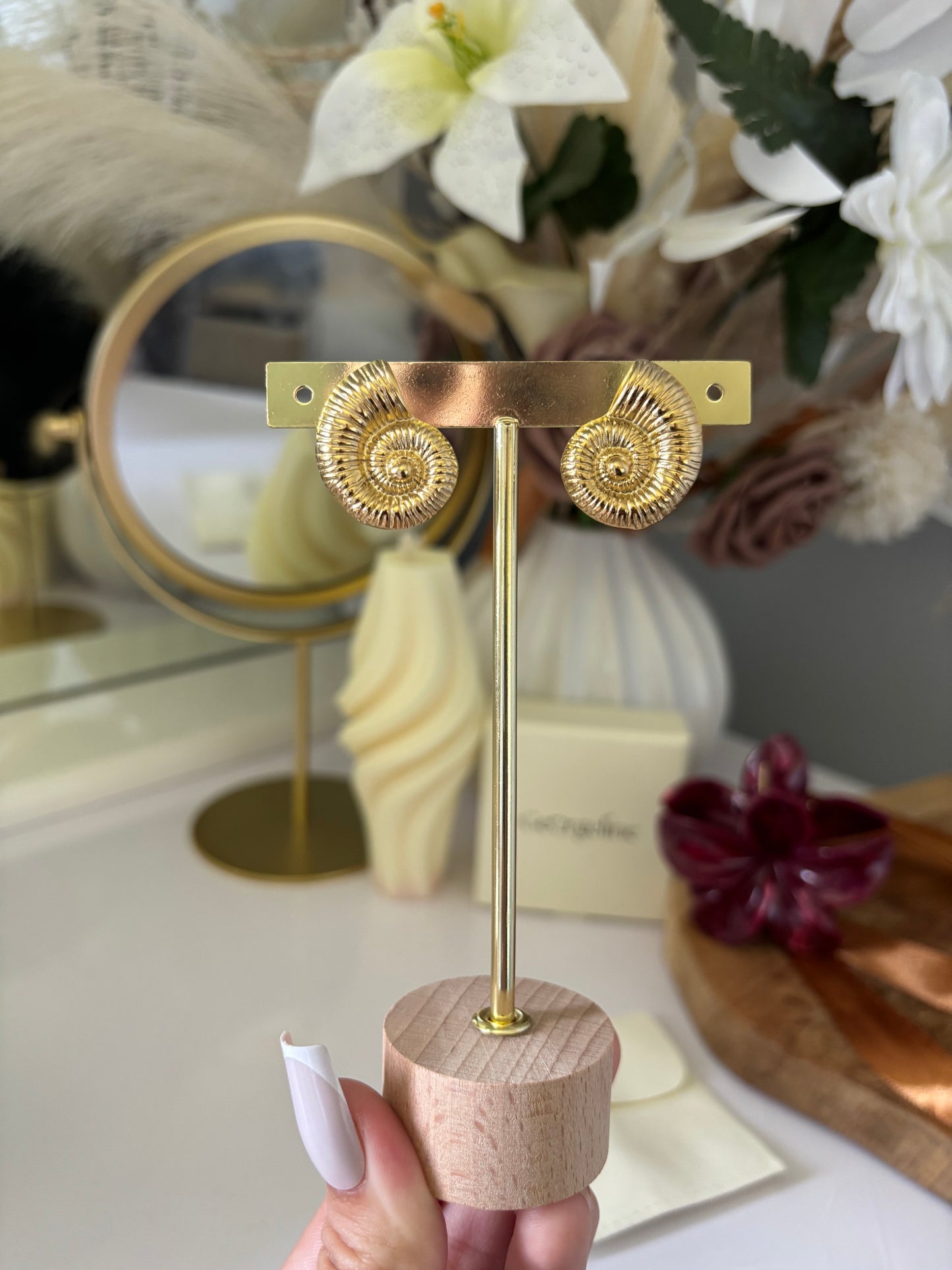 Les boucles d'oreilles Camilia
