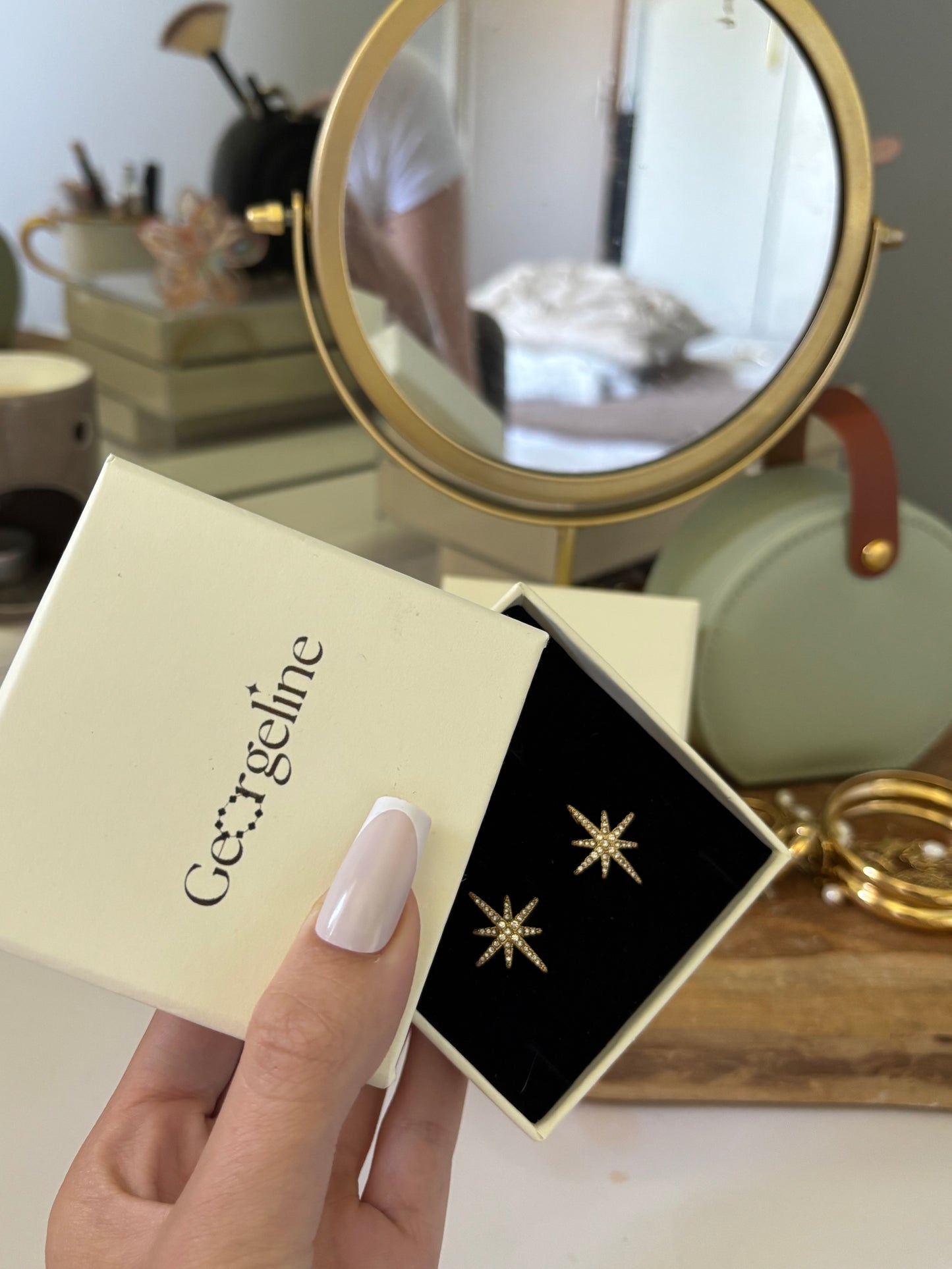 Les boucles d'oreilles Gloria